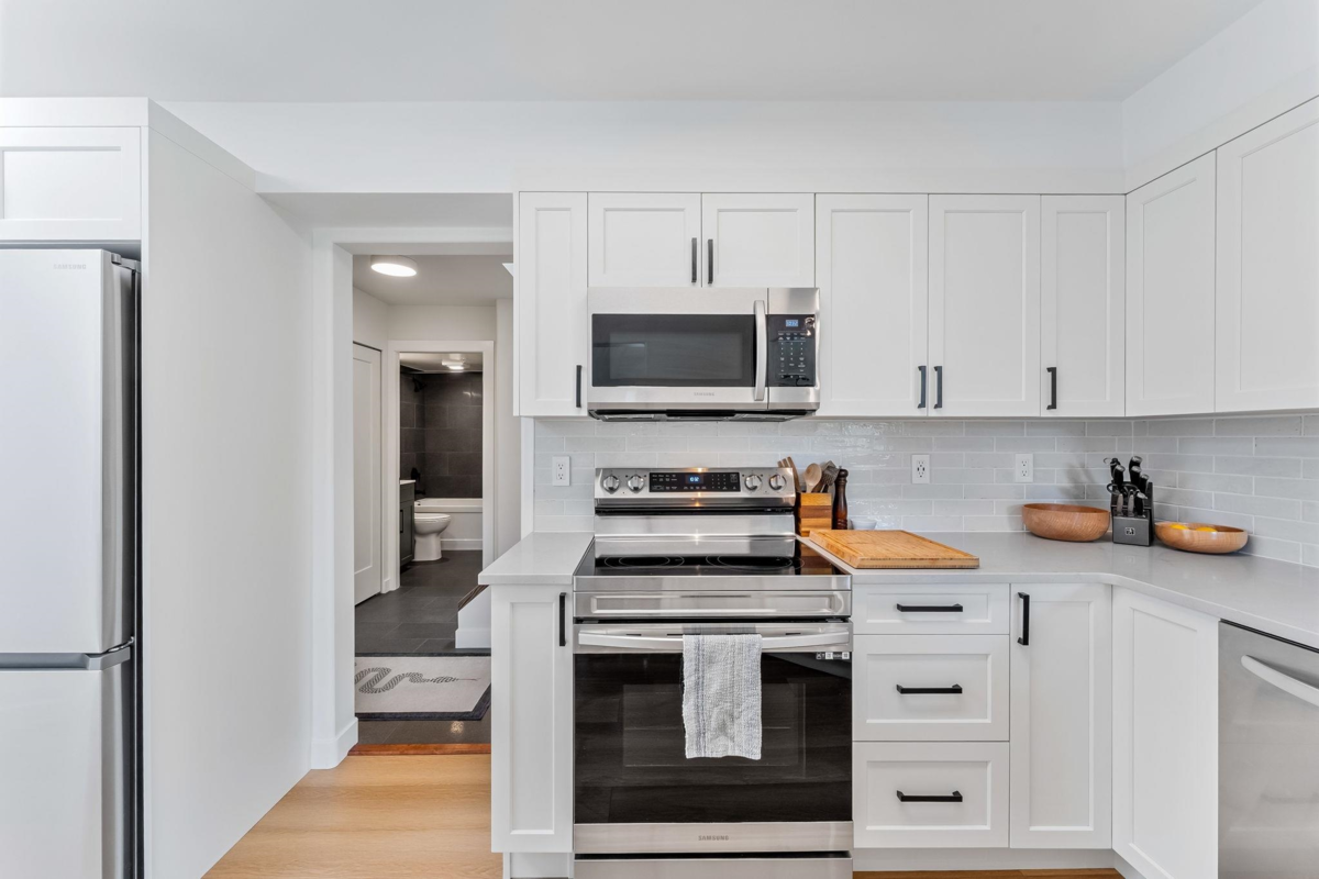 Breakfast Nook Photo of 312 1466 Pemberton Avenue, Squamish, BC