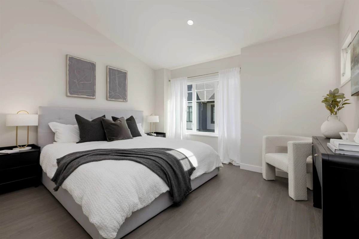 Kitchen Island Photo of 107 19451 Sutton Avenue, Pitt Meadows, BC