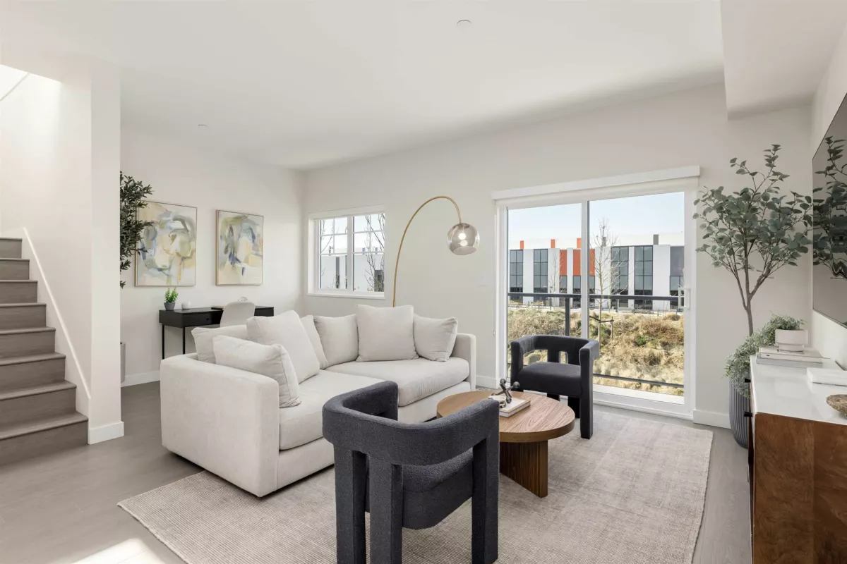 Kitchen Photo of 107 19451 Sutton Avenue, Pitt Meadows, BC