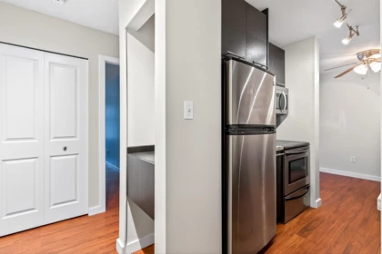 Office / Den Photo of 213 1850 E Southmere Crescent, Surrey, BC