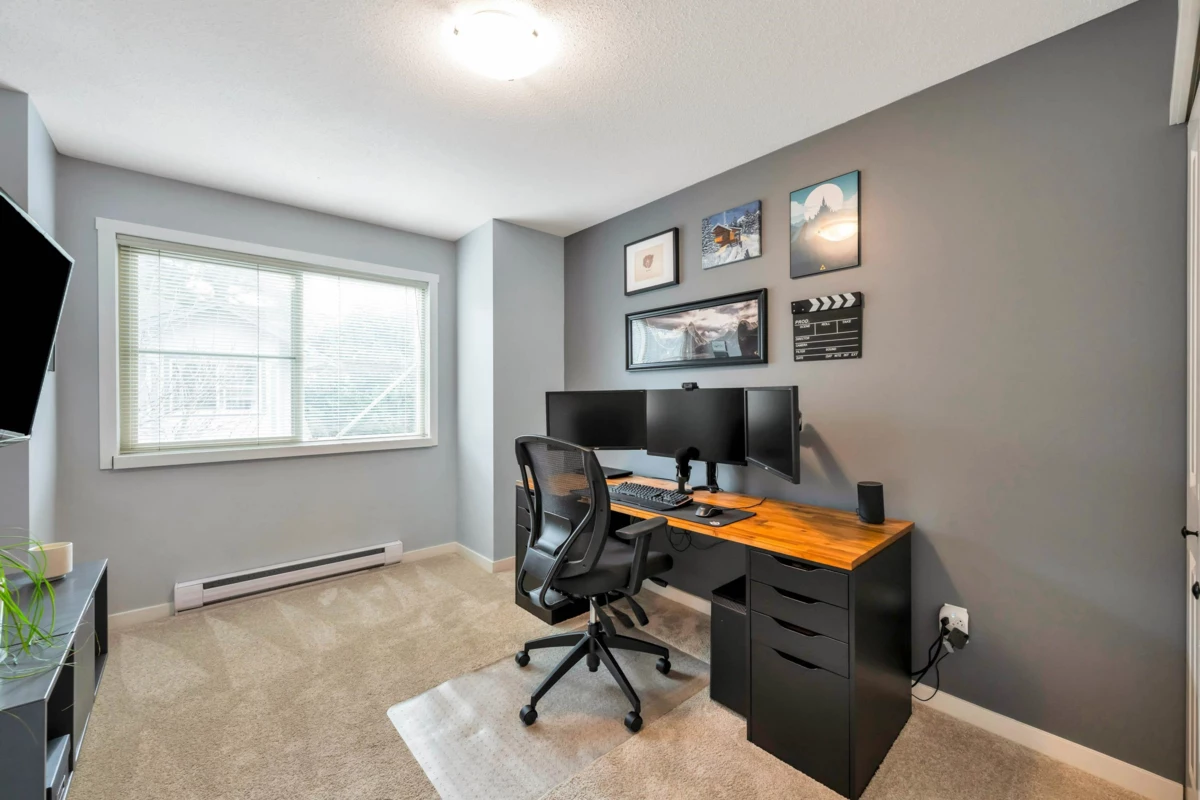 Backyard Photo of 23 19250 65 Avenue, Surrey, BC