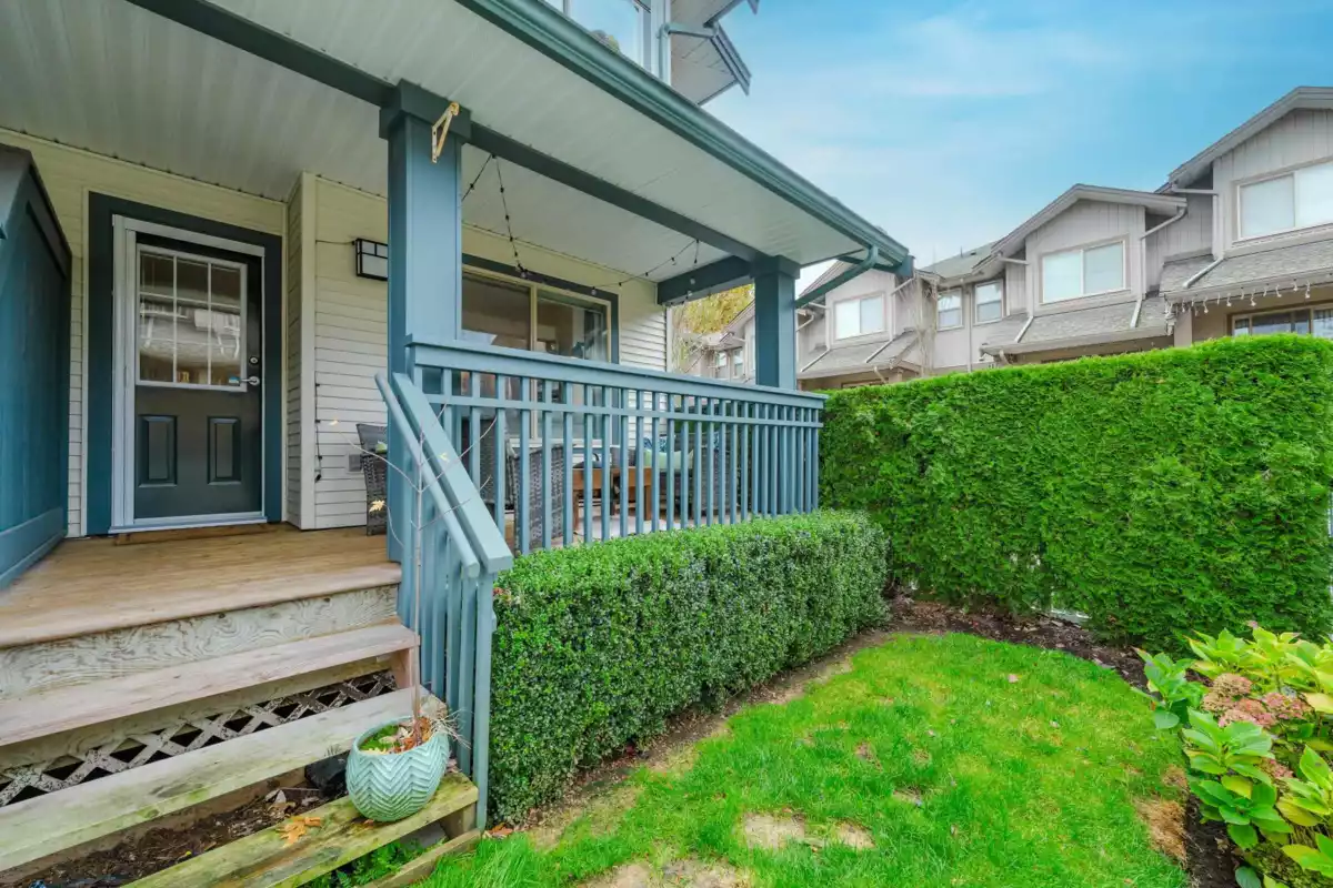 Hot Tub / Spa Photo of 23 19250 65 Avenue, Surrey, BC