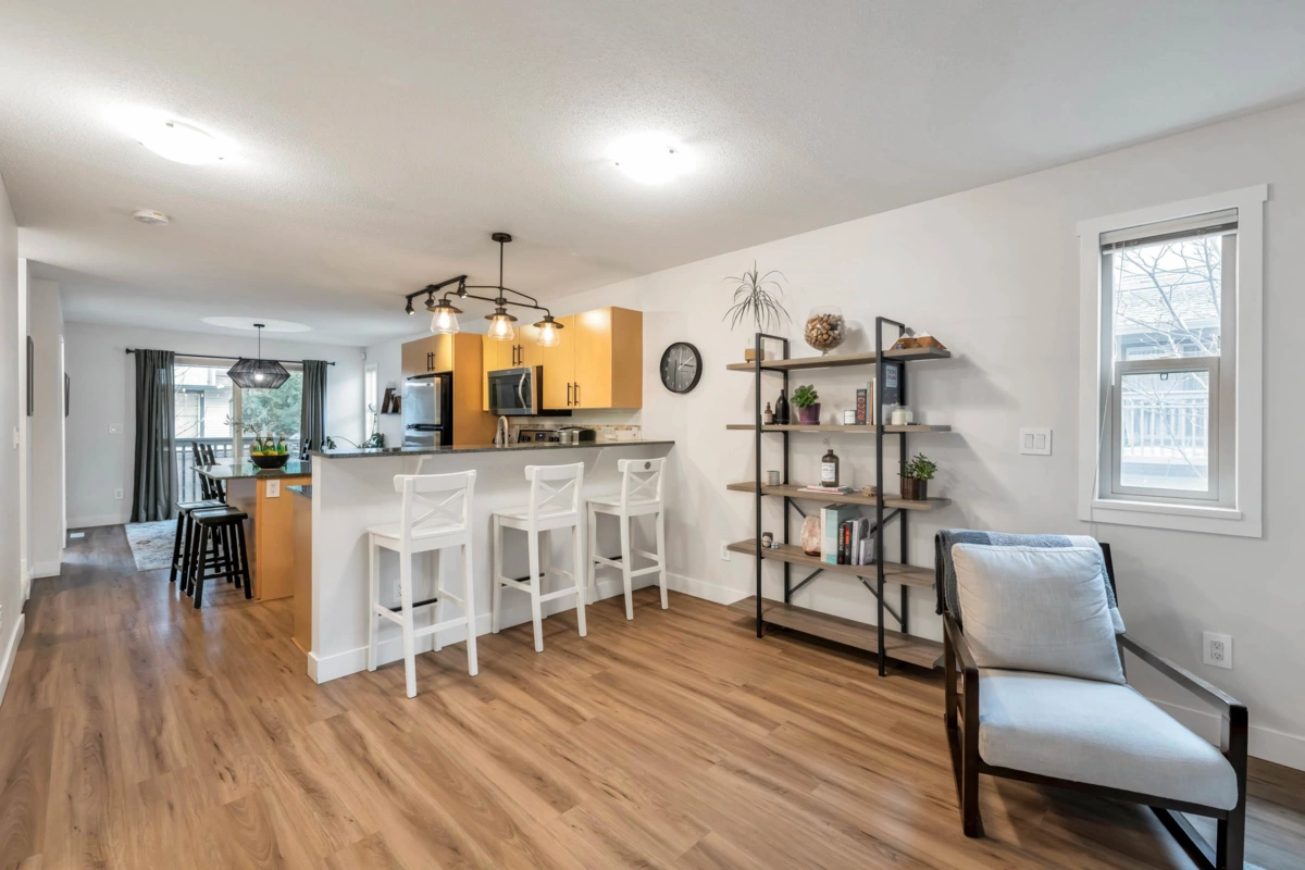 Kitchen Island Photo of 23 19250 65 Avenue, Surrey, BC