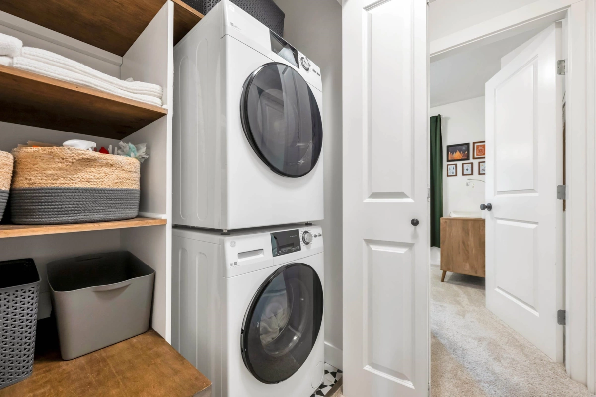 Laundry Room Photo of 23 19250 65 Avenue, Surrey, BC