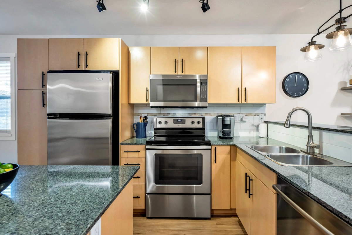 Primary Bathroom Photo of 23 19250 65 Avenue, Surrey, BC