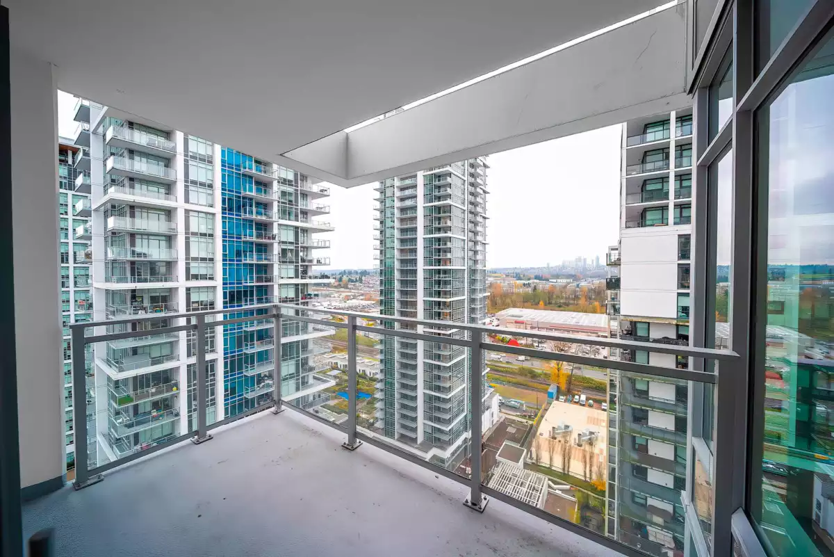 Powder Room Photo of 1701 2288 Alpha Avenue, Burnaby, BC