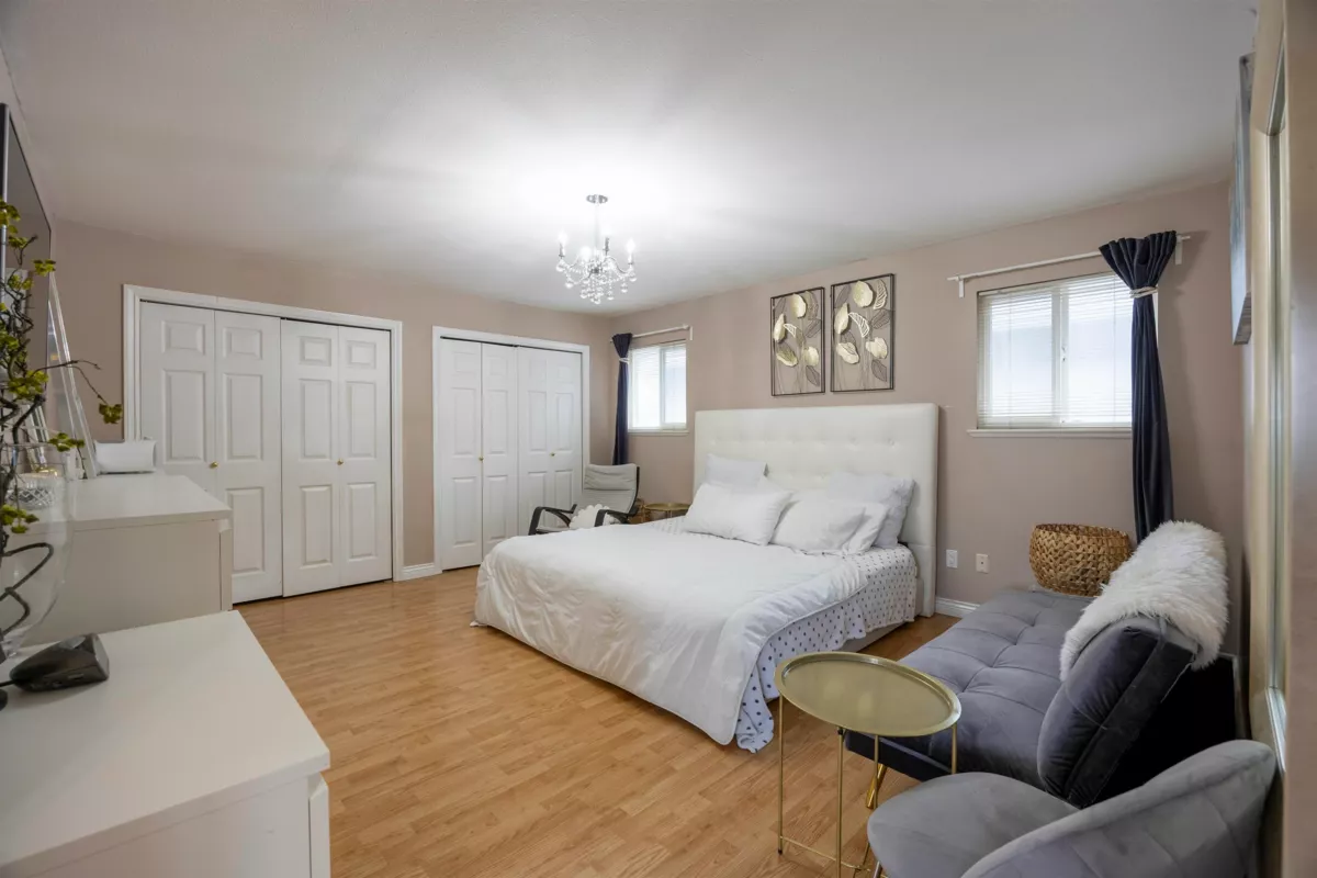 Hallway Photo of 4573 No. 5 Road, Richmond, BC