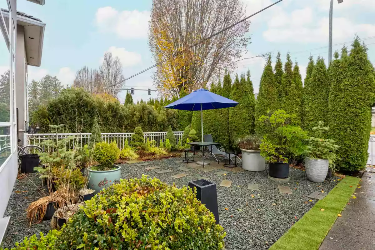 Living Room Photo of 4573 No. 5 Road, Richmond, BC