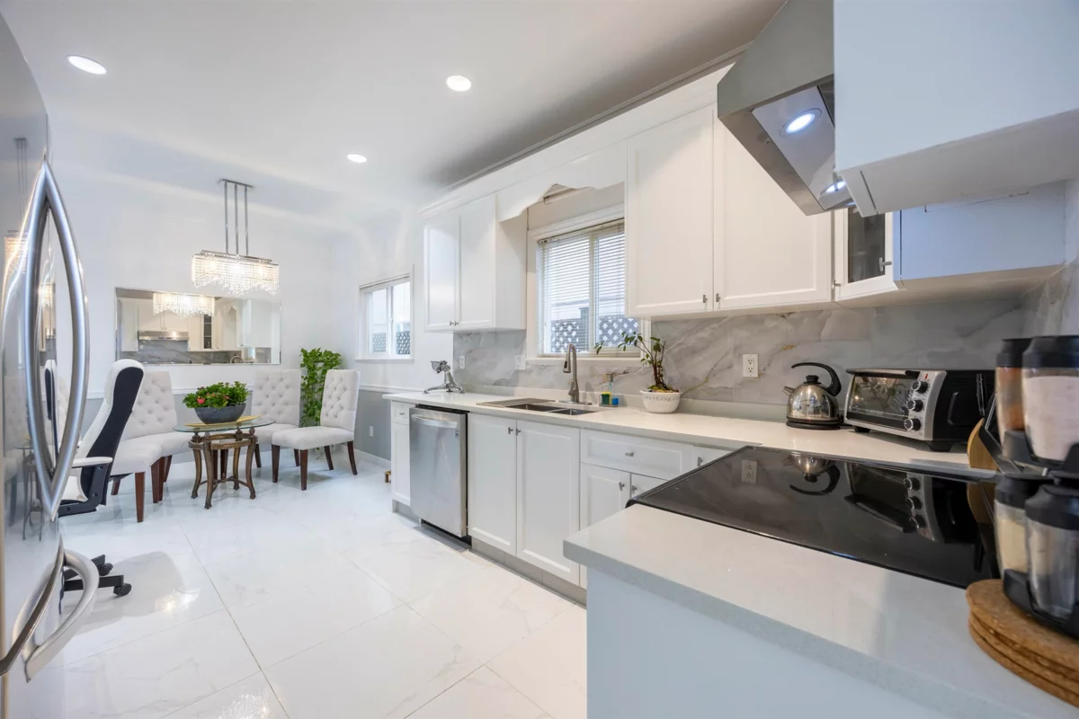 Office / Den Photo of 4573 No. 5 Road, Richmond, BC