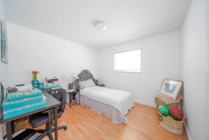 Bedroom 2 Photo of 4573 No. 5 Road, Richmond, BC