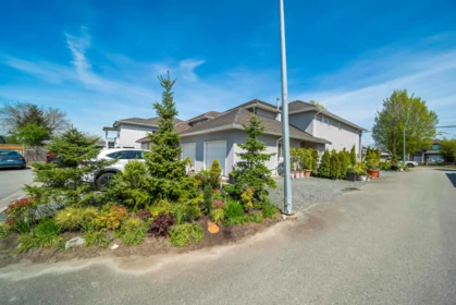 Kitchen Photo of 4573 No. 5 Road, Richmond, BC