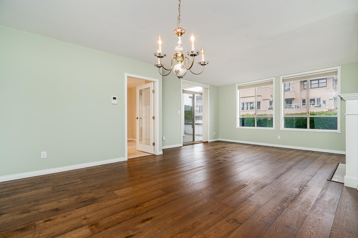 Bedroom 2 Photo of 102 15169 Buena Vista Avenue, White Rock, BC