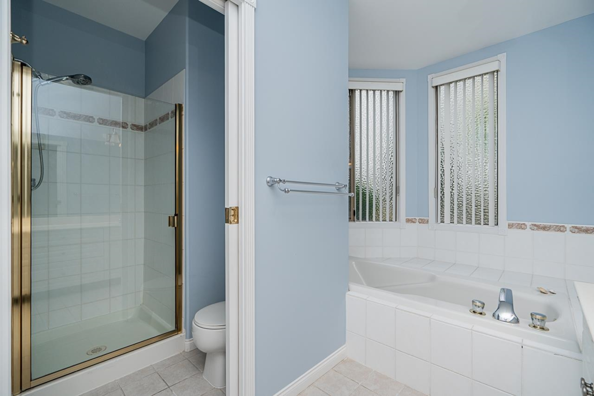 Outdoor Deck Photo of 102 15169 Buena Vista Avenue, White Rock, BC