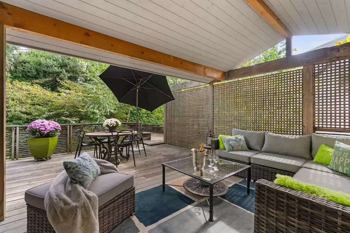 Staircase Photo of 5588 Olympic Street, Vancouver, BC