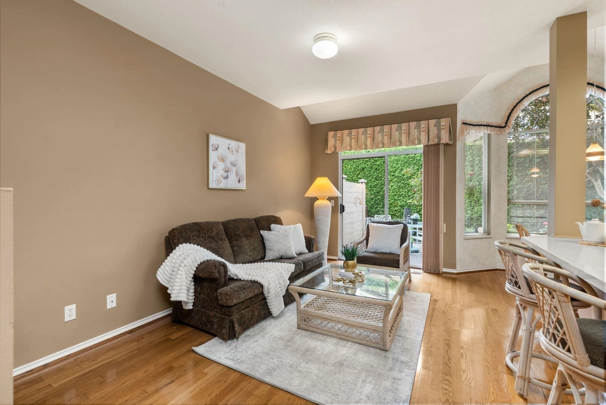 Breakfast Nook Photo of 26 6380 121 Street, Surrey, BC