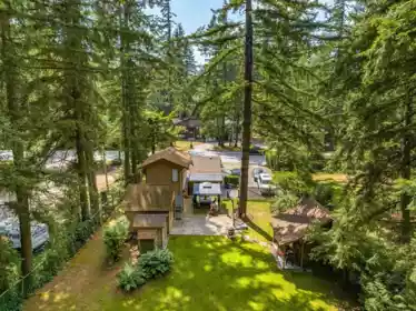 Breakfast Nook Photo of 2552 200 Street, Langley, BC