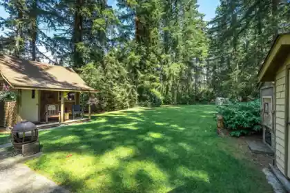 Swimming Pool Photo of 2552 200 Street, Langley, BC
