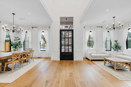 Mudroom Photo of 1577 131 Street, Surrey, BC
