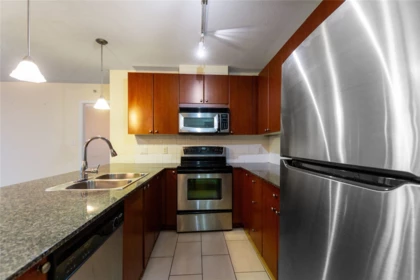 Kitchen Island Photo of 506 610 Victoria Street, New Westminster, BC