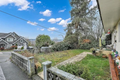 Outdoor Patio Photo of 10956 128a Street, Surrey, BC