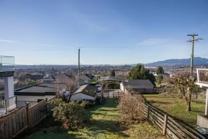 Office / Den Photo of 11 Hythe Avenue, Burnaby, BC