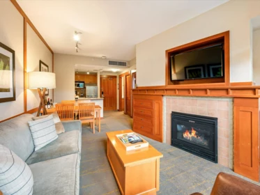 514 4320 Sundial Crescent, Whistler, BC, Whistler — Apartment/Condo for sale