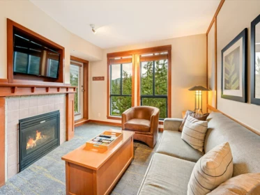 514 4320 Sundial Crescent, Whistler, BC, Whistler — Apartment/Condo for sale