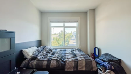 Mudroom Photo of 20 17557 100 Avenue, Surrey, BC