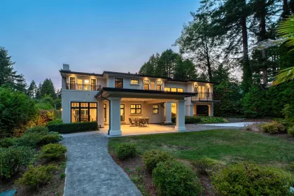 920 3rd Street, West Vancouver, BC
