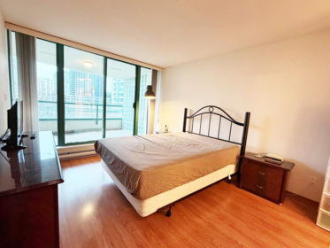 604 5899 Wilson Avenue, Burnaby, BC, Burnaby — Apartment/Condo for sale