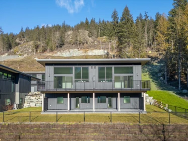 25 4000 Sunstone Way, Pemberton, BC, Pemberton — Half Duplex for sale