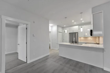 Kitchen Photo of 118 33886 Pine Street, Abbotsford, BC