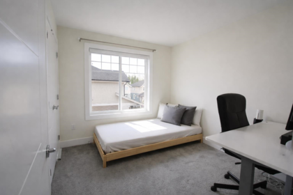 4 19483 74 Avenue, Surrey, BC, Surrey — Townhouse for sale