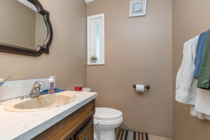Entry Foyer Photo of 32615 Bevan Avenue, Abbotsford, BC