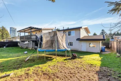 Hot Tub / Spa Photo of 32615 Bevan Avenue, Abbotsford, BC