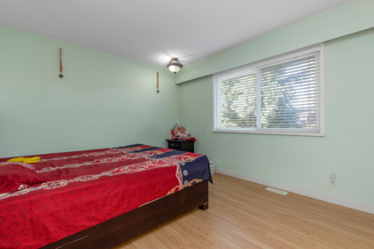 Laundry Room Photo of 32615 Bevan Avenue, Abbotsford, BC