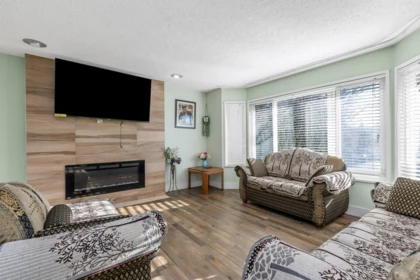Office / Den Photo of 32615 Bevan Avenue, Abbotsford, BC