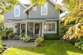 333 E Keith Road, North Vancouver, BC