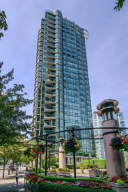 302 588 Broughton Street, Vancouver, BC