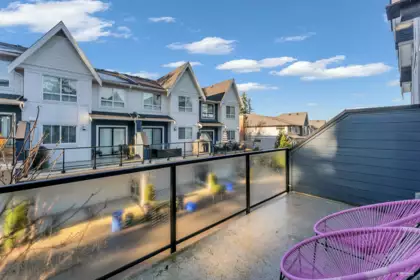 Front Yard Photo of 12 2828 156 Street, Surrey, BC