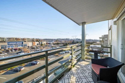 Outdoor Deck Photo of 404 15785 Croydon Drive, Surrey, BC