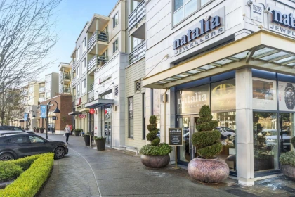 Street View Photo of 404 15785 Croydon Drive, Surrey, BC
