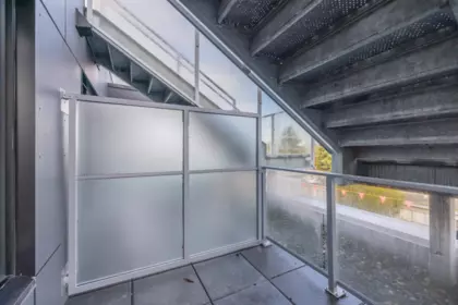 Entry Foyer Photo of 520 2471 St George Street, Vancouver, BC