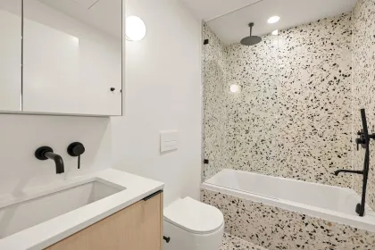 Office / Den Photo of 520 2471 St George Street, Vancouver, BC