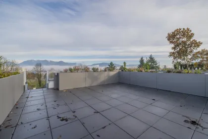 Outdoor Patio Photo of 520 2471 St George Street, Vancouver, BC