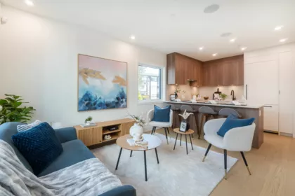 121 1552 E 3rd Avenue, Vancouver, BC, Vancouver — Townhouse for sale