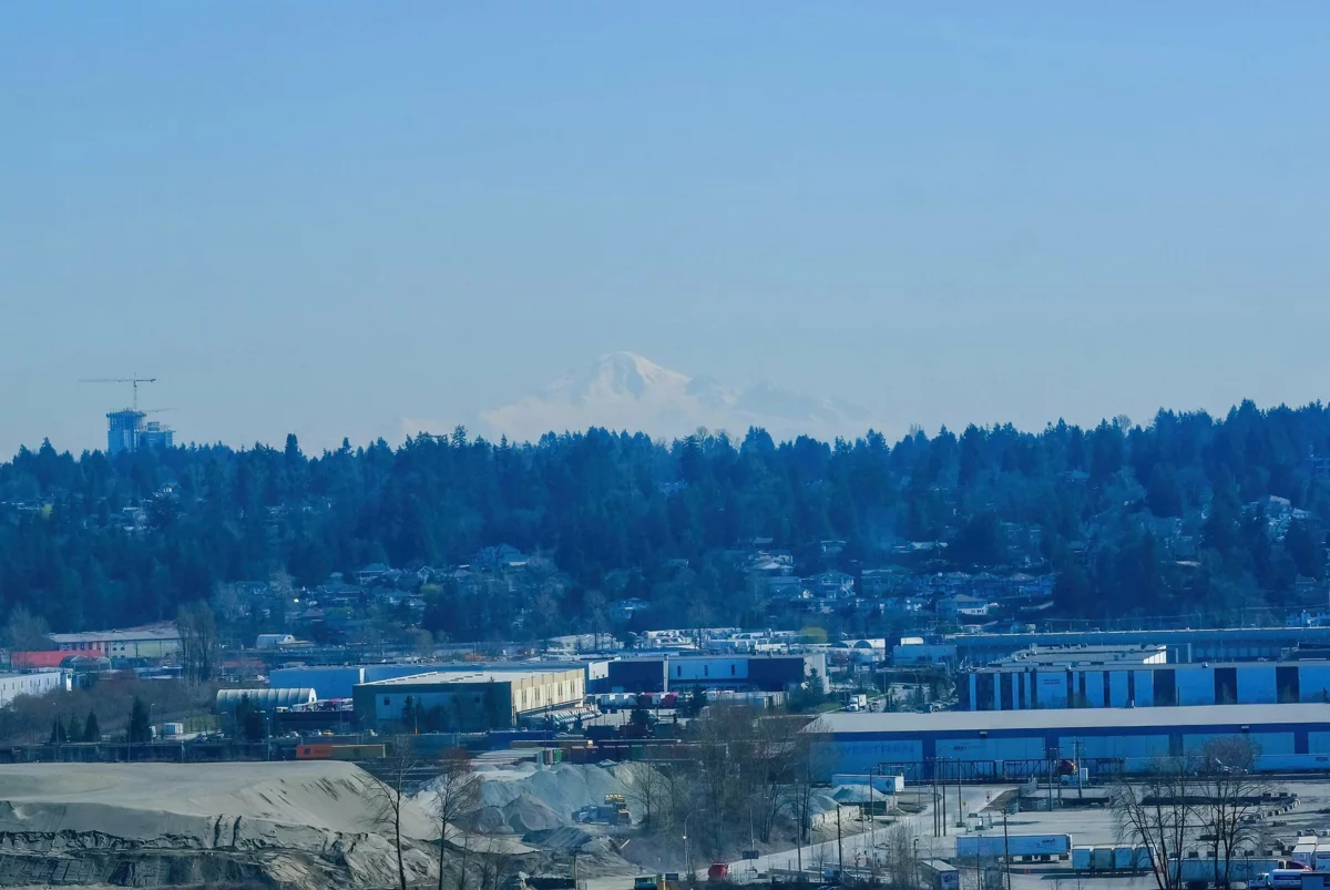 Hallway Photo of 810 988 Quayside Drive, New Westminster, BC