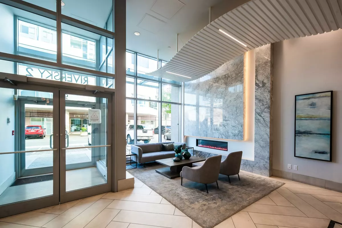 Living Room Photo of 810 988 Quayside Drive, New Westminster, BC