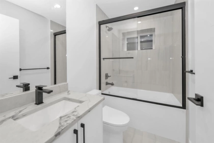 Mudroom Photo of 8 2168 Vinewood Street, Abbotsford, BC