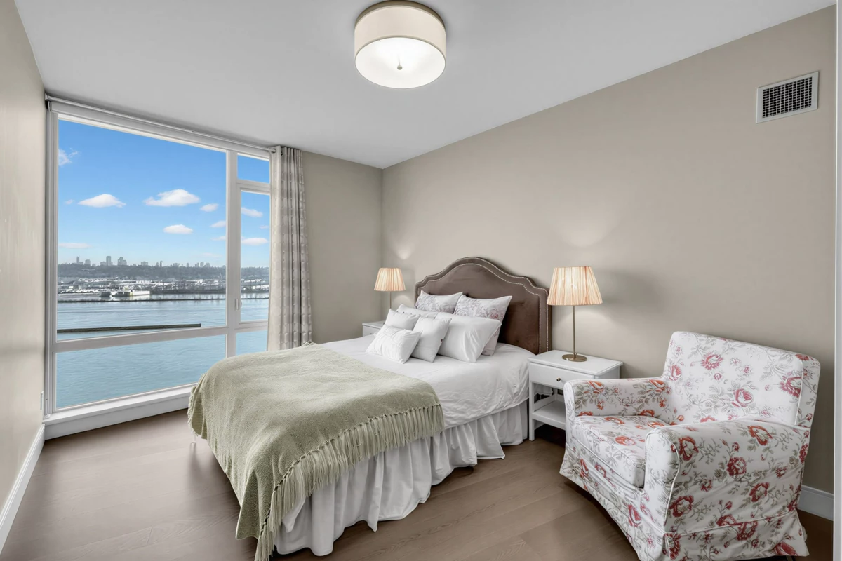 Kitchen Photo of 1705 210 Salter Street, New Westminster, BC